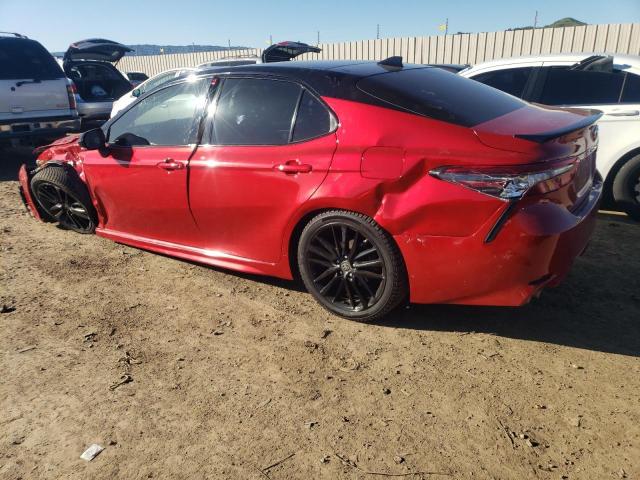 4T1K61BK1MU038018 - 2021 TOYOTA CAMRY XSE RED photo 2