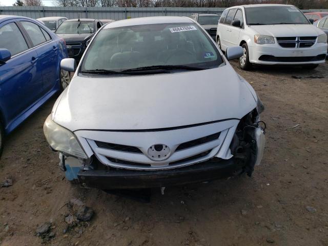 2T1BU4EEXDC990336 - 2013 TOYOTA COROLLA BASE SILVER photo 5