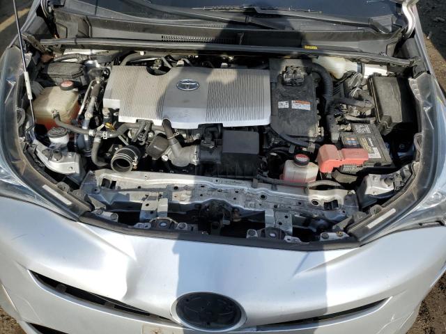 JTDKBRFU6G3001759 - 2016 TOYOTA PRIUS SILVER photo 11