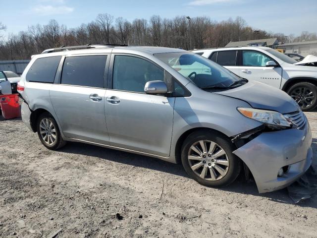 5TDYK3DC0ES521307 - 2014 TOYOTA SIENNA XLE SILVER photo 4