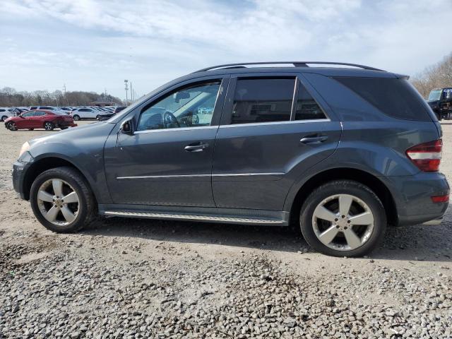 4JGBB8GB3AA599752 - 2010 MERCEDES-BENZ ML 350 4MATIC GRAY photo 2