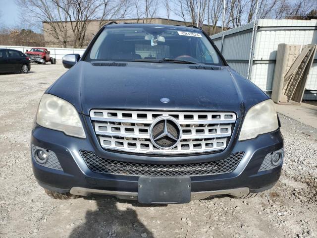 4JGBB8GB3AA599752 - 2010 MERCEDES-BENZ ML 350 4MATIC GRAY photo 5