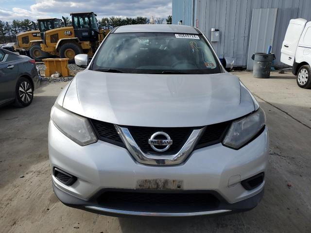 KNMAT2MV9FP581639 - 2015 NISSAN ROGUE S SILVER photo 5