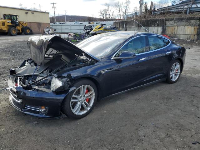 2015 TESLA MODEL S 85D, 