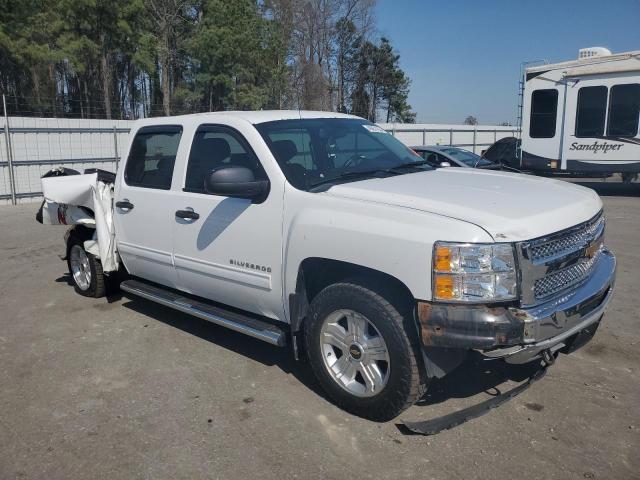 3GCPKSE7XDG289500 - 2013 CHEVROLET SILVERADO K1500 LT WHITE photo 4