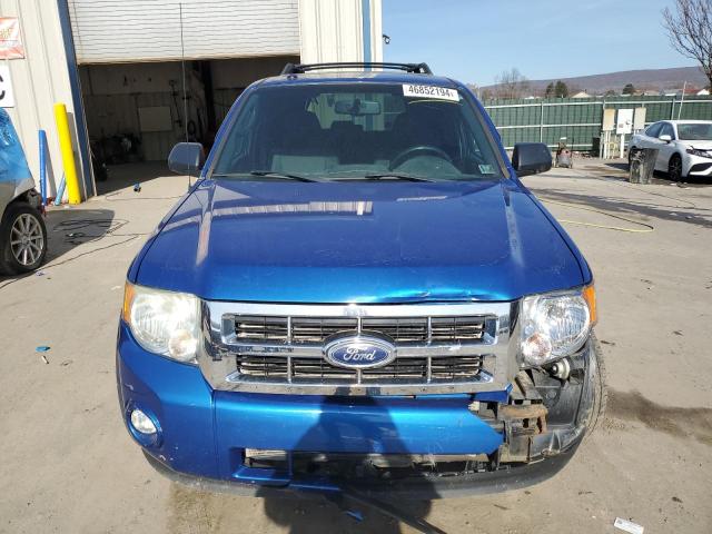 1FMCU9DG1BKA03375 - 2011 FORD ESCAPE XLT BLUE photo 5