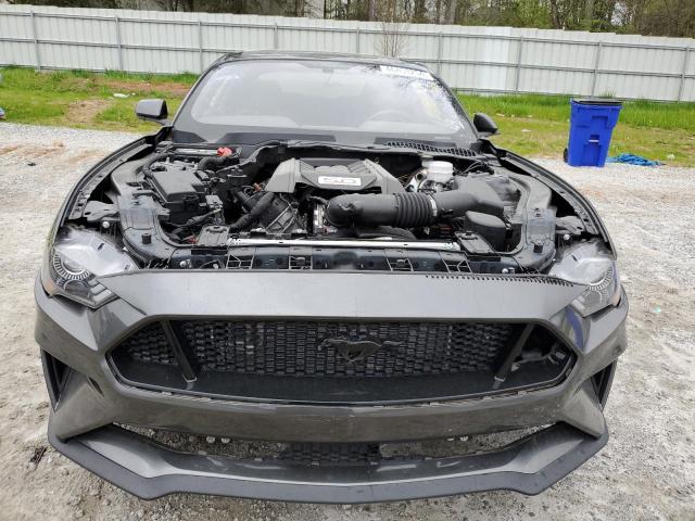 1FA6P8CFXJ5112884 - 2018 FORD MUSTANG GT GRAY photo 5