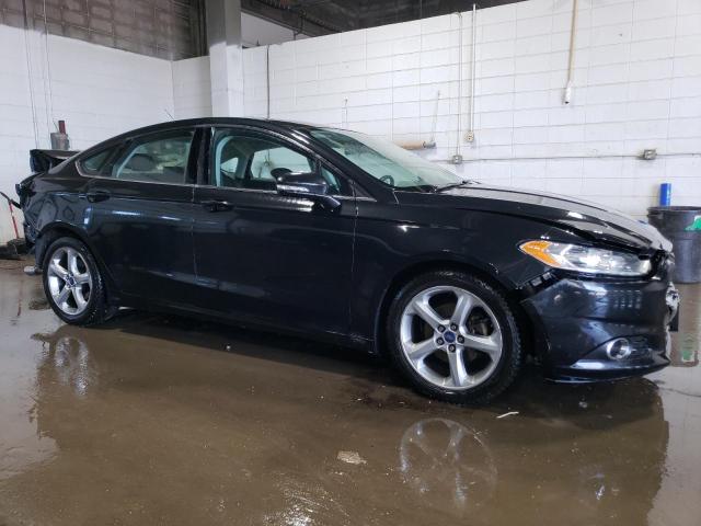 3FA6P0H75FR114338 - 2015 FORD FUSION SE GRAY photo 4