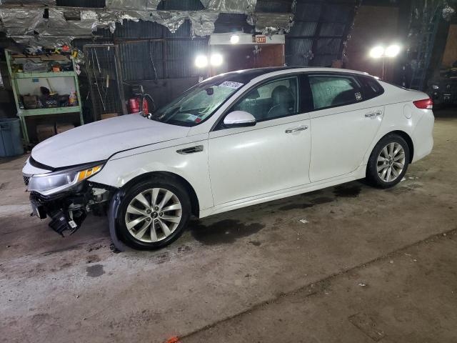 5XXGU4L32GG013101 - 2016 KIA OPTIMA EX WHITE photo 1