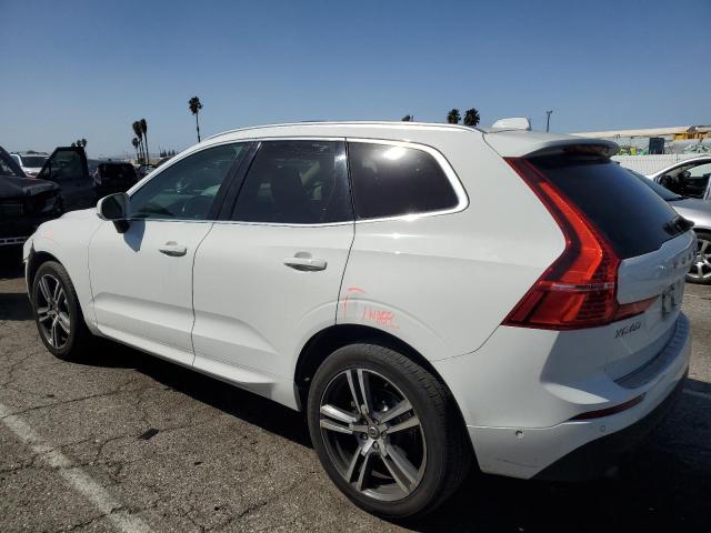 LYV102RK6KB335189 - 2019 VOLVO XC60 T5 WHITE photo 2