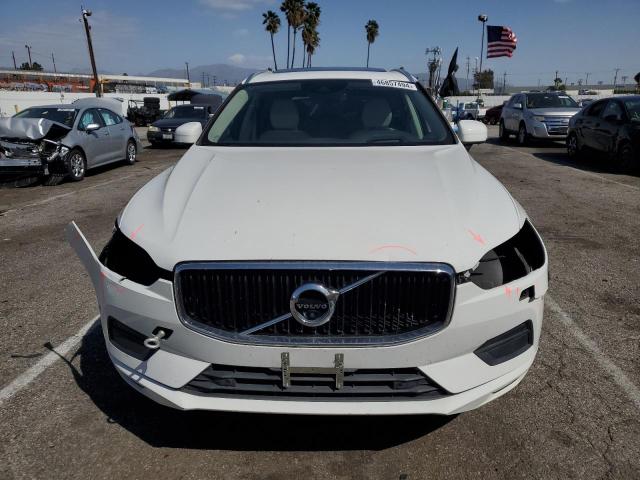 LYV102RK6KB335189 - 2019 VOLVO XC60 T5 WHITE photo 5