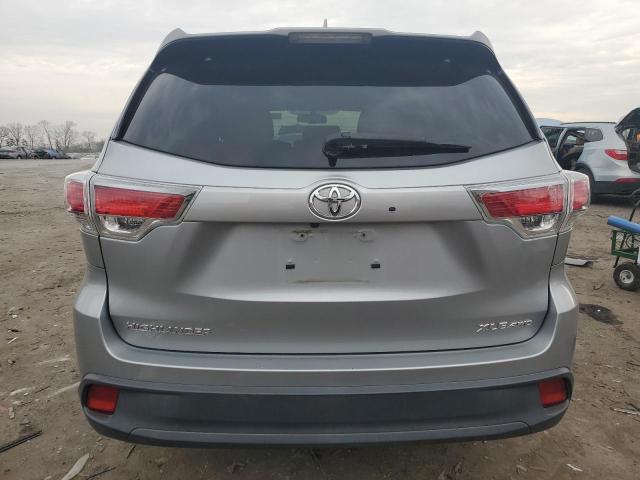 5TDJKRFHXFS201751 - 2015 TOYOTA HIGHLANDER XLE SILVER photo 6