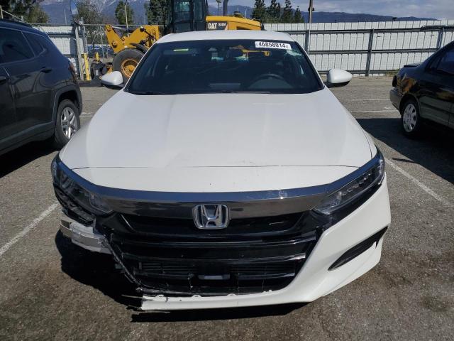 1HGCV1F35JA217398 - 2018 HONDA ACCORD SPORT WHITE photo 5