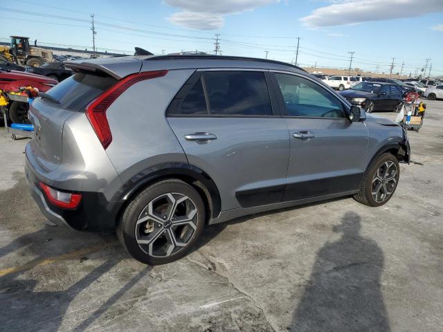 KNDCR3LE0P5090212 - 2023 KIA NIRO EX SILVER photo 3