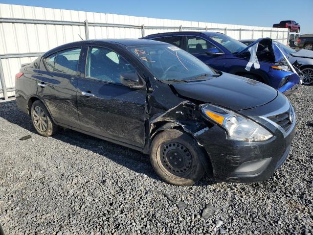 3N1CN7AP7KL843186 - 2019 NISSAN VERSA S BLACK photo 4