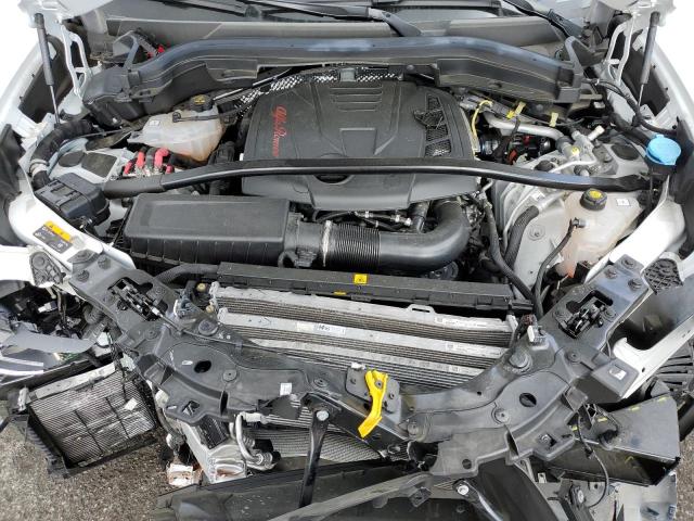 ZASPAJAN3M7D17836 - 2021 ALFA ROMEO STELVIO SPORT Weiß Foto 12