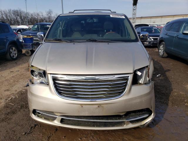 2C4RC1GG4DR621714 - 2013 CHRYSLER TOWN & COU LIMITED GOLD photo 5