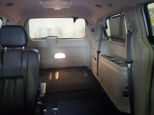 2C4RC1CG4GR286044 - 2016 CHRYSLER TOWN & COU TOURING L WHITE photo 10