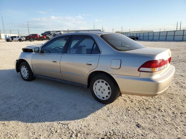 3HGCG56402G704098 - 2002 HONDA ACCORD LX TAN photo 2