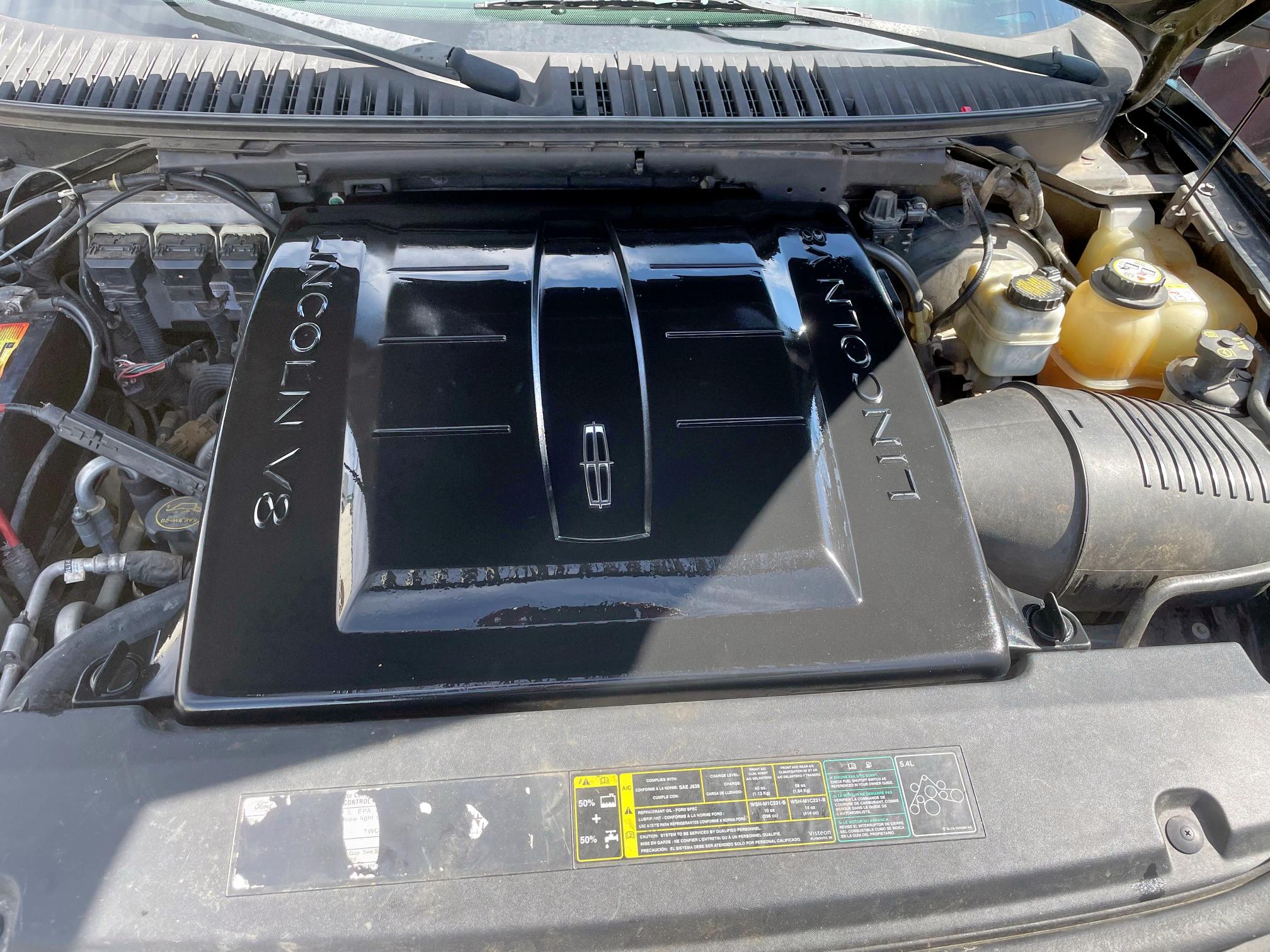 5LMFU285X5LJ11745 - 2005 LINCOLN NAVIGATOR 黑色 照片 7