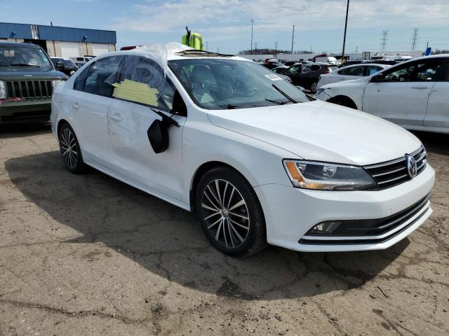 3VWD17AJ6GM394252 - 2016 VOLKSWAGEN JETTA SPORT WHITE photo 4