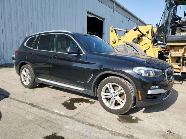 5UXTR9C52JLD61066 - 2018 BMW X3 XDRIVE30I BLACK photo 4