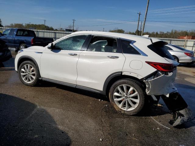 3PCAJ5M14KF125038 - 2019 INFINITI QX50 ESSENTIAL WHITE photo 2