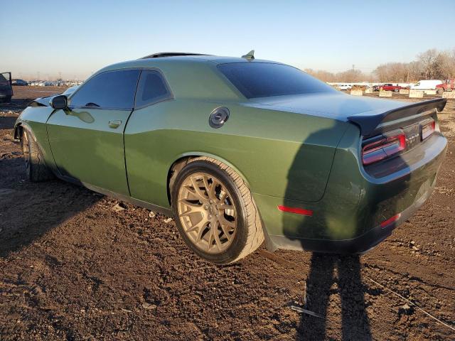 2C3CDZFJ6KH581240 - 2019 DODGE CHALLENGER R/T SCAT PACK GREEN photo 2