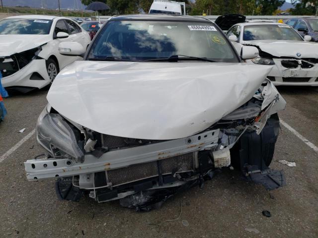 JTKJF5C76GJ019223 - 2016 TOYOTA SCION TC 白色 照片 5