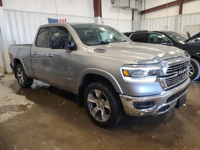 1C6SRFDT9LN220192 - 2020 RAM 1500 LARAMIE SILVER photo 4