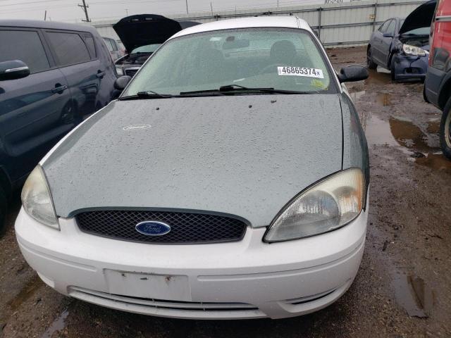 1FAHP53285A165780 - 2005 FORD TAURUS SE WHITE photo 5