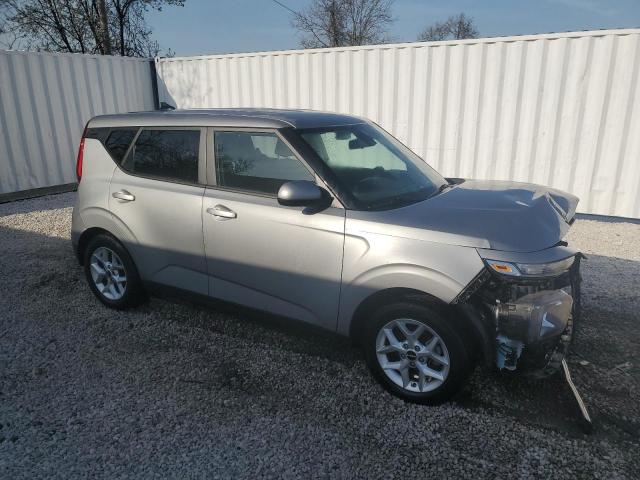 KNDJ23AUXN7825074 - 2022 KIA SOUL LX GRAY photo 4