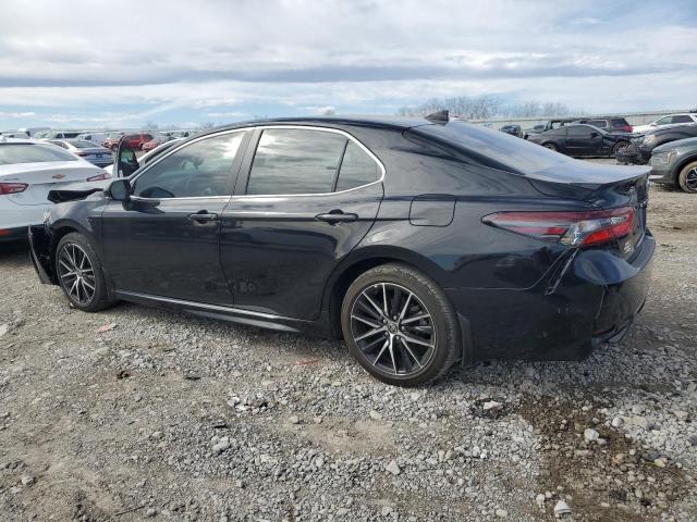 4T1S11AK5RU217640 - 2024 TOYOTA CAMRY SE NIGHT SHADE BLACK photo 2