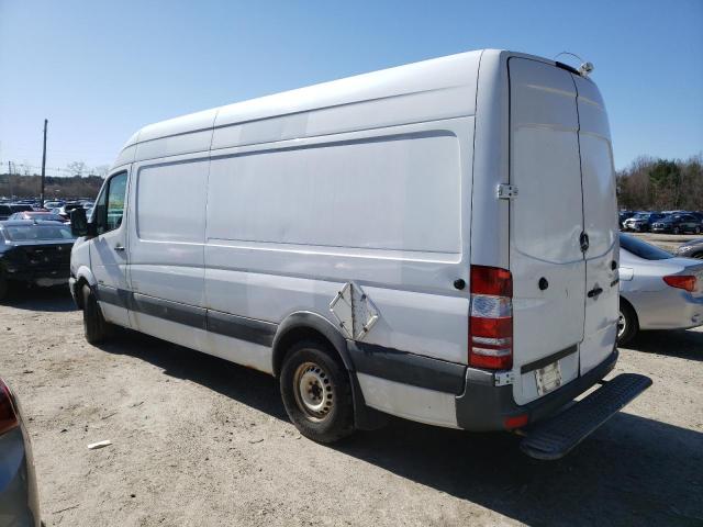 WD3PE8CB7B5572632 - 2011 MERCEDES-BENZ SPRINTER 2500 WHITE photo 2