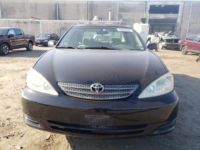 4T1BE30K92U025323 - 2002 TOYOTA CAMRY LE BLACK photo 5