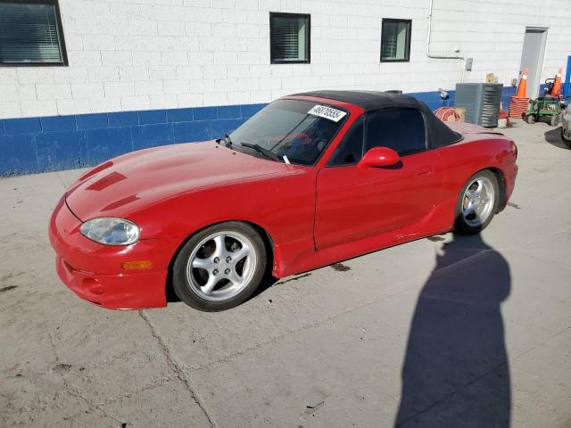 JM1NB353310217256 - 2001 MAZDA MX-5 MIATA BASE RED photo 1