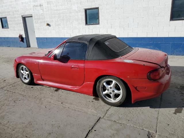 JM1NB353310217256 - 2001 MAZDA MX-5 MIATA BASE RED photo 2