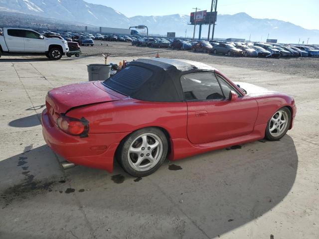 JM1NB353310217256 - 2001 MAZDA MX-5 MIATA BASE RED photo 3
