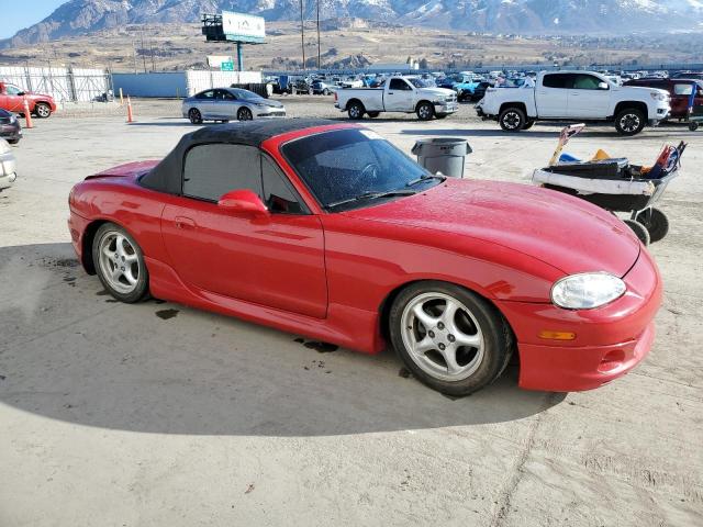 JM1NB353310217256 - 2001 MAZDA MX-5 MIATA BASE RED photo 4