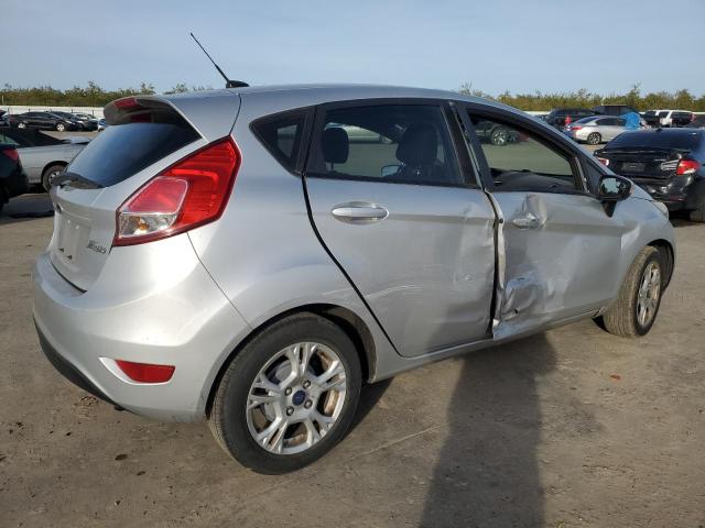 3FADP4EJ3GM139414 - 2016 FORD FIESTA SE SILVER photo 3