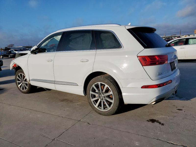 WA1VAAF7XJD005627 - 2018 AUDI Q7 PRESTIGE Weiß Foto 2
