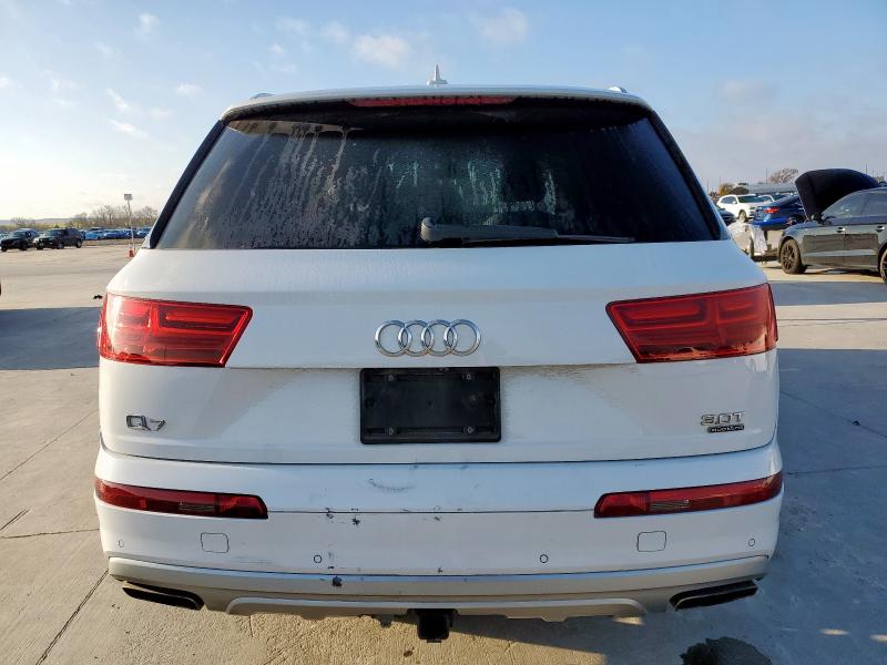 WA1VAAF7XJD005627 - 2018 AUDI Q7 PRESTIGE Weiß Foto 6