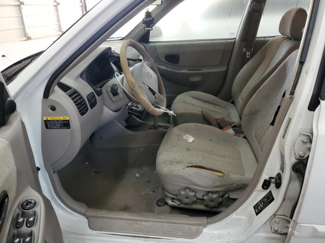 KMHCG45C34U502787 - 2004 HYUNDAI ACCENT GL WHITE photo 7