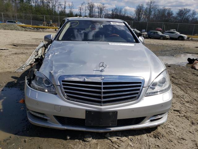WDDNG8GB7AA320327 - 2010 MERCEDES-BENZ S 550 4MATIC SILVER photo 5