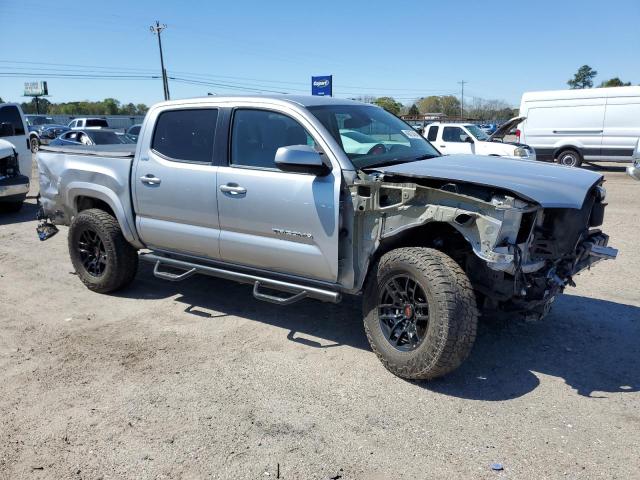 3TMAZ5CN6KM105768 - 2019 TOYOTA TACOMA DOUBLE CAB SILVER photo 4