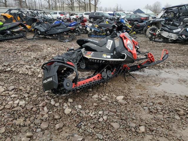 SN1DDL8RXKC340037 - 2019 POLARIS SNOWMOBILE TWO TONE photo 4