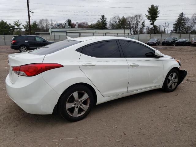 5NPDH4AE2DH385677 - 2013 HYUNDAI ELANTRA GLS WHITE photo 3