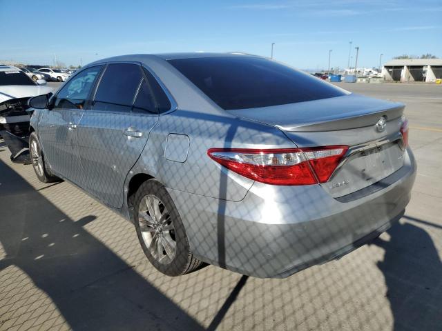 4T1BF1FK3FU091588 - 2015 TOYOTA CAMRY LE SILVER photo 2