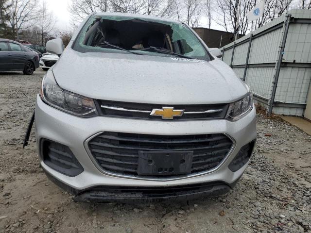 KL7CJKSB3LB318964 - 2020 CHEVROLET TRAX LS WHITE photo 5