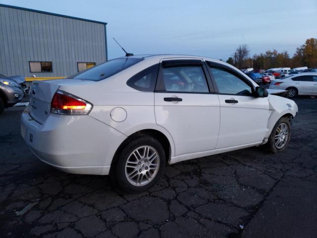 1FAHP35N58W206708 - 2008 FORD FOCUS SE WHITE photo 3